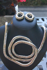bendable earrings | twist jewelry